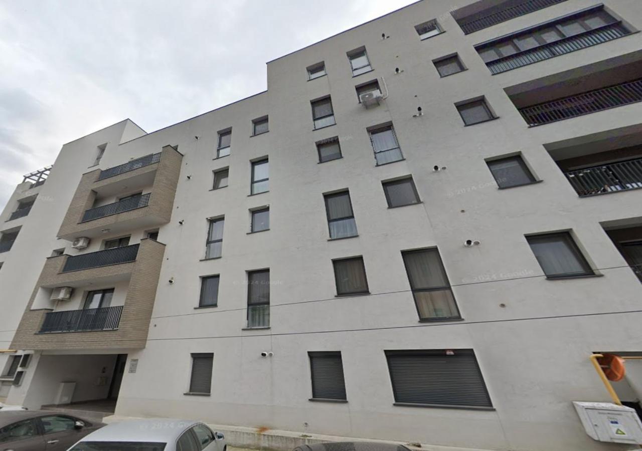 Gabi - Chic Apt With Parking Close To Veranda Mall Bucharest Exterior photo